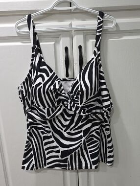FRESHWATER Tankini Top